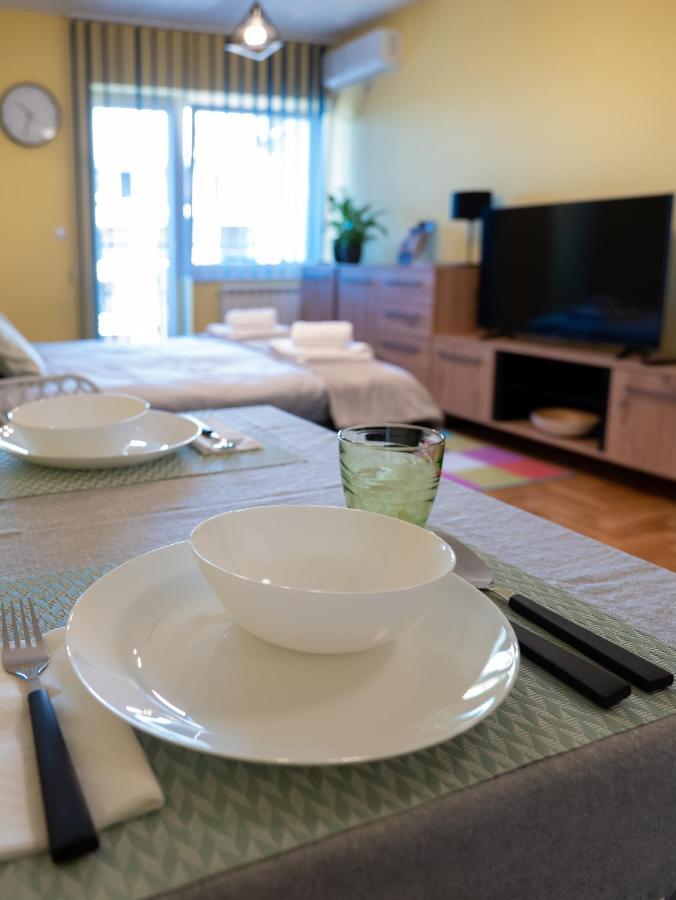 Green Apple Apartment Subotica Ngoại thất bức ảnh